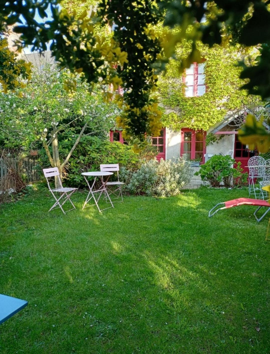 Équemauville Les Chambres D'Hotes Le Val D'Honfleur מראה חיצוני תמונה